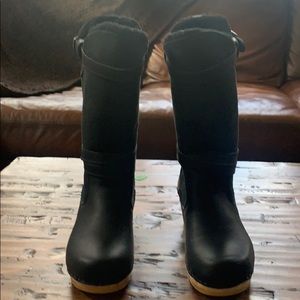 Sven Black Shearling Clog Boots Size 38